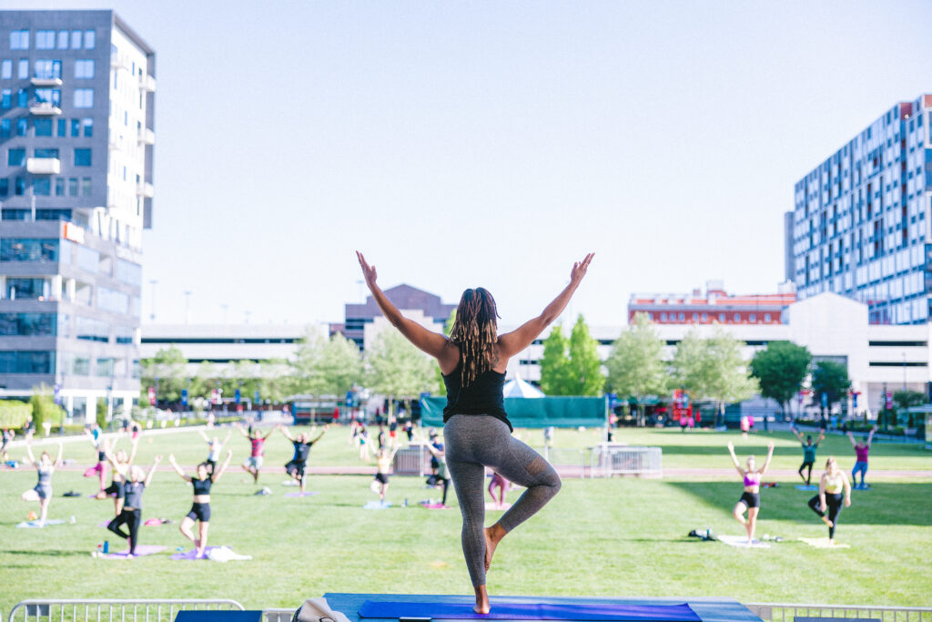 outdoor yoga class