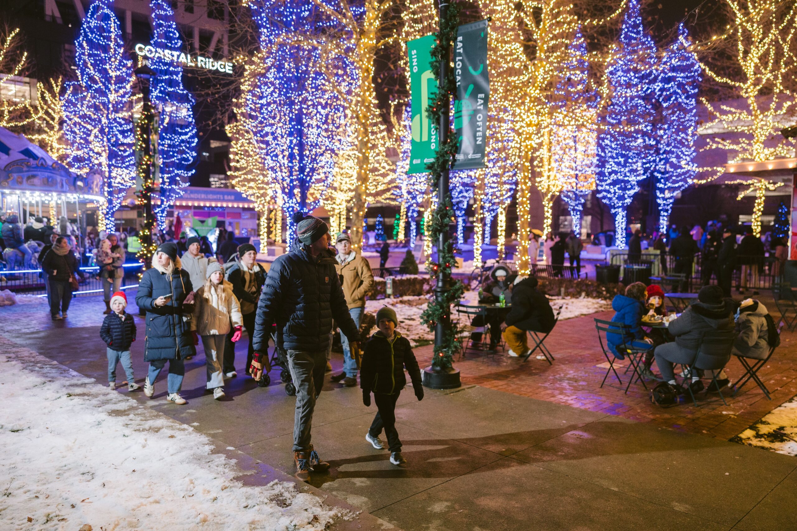 FREE Wander Nights at Wanderlights — Family fun in Columbus Commons · Columbus